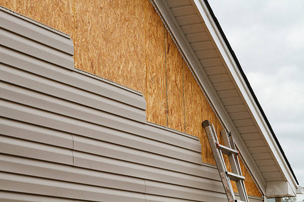 24/7 Emergency Vinyl Siding experts in Liberty, NC